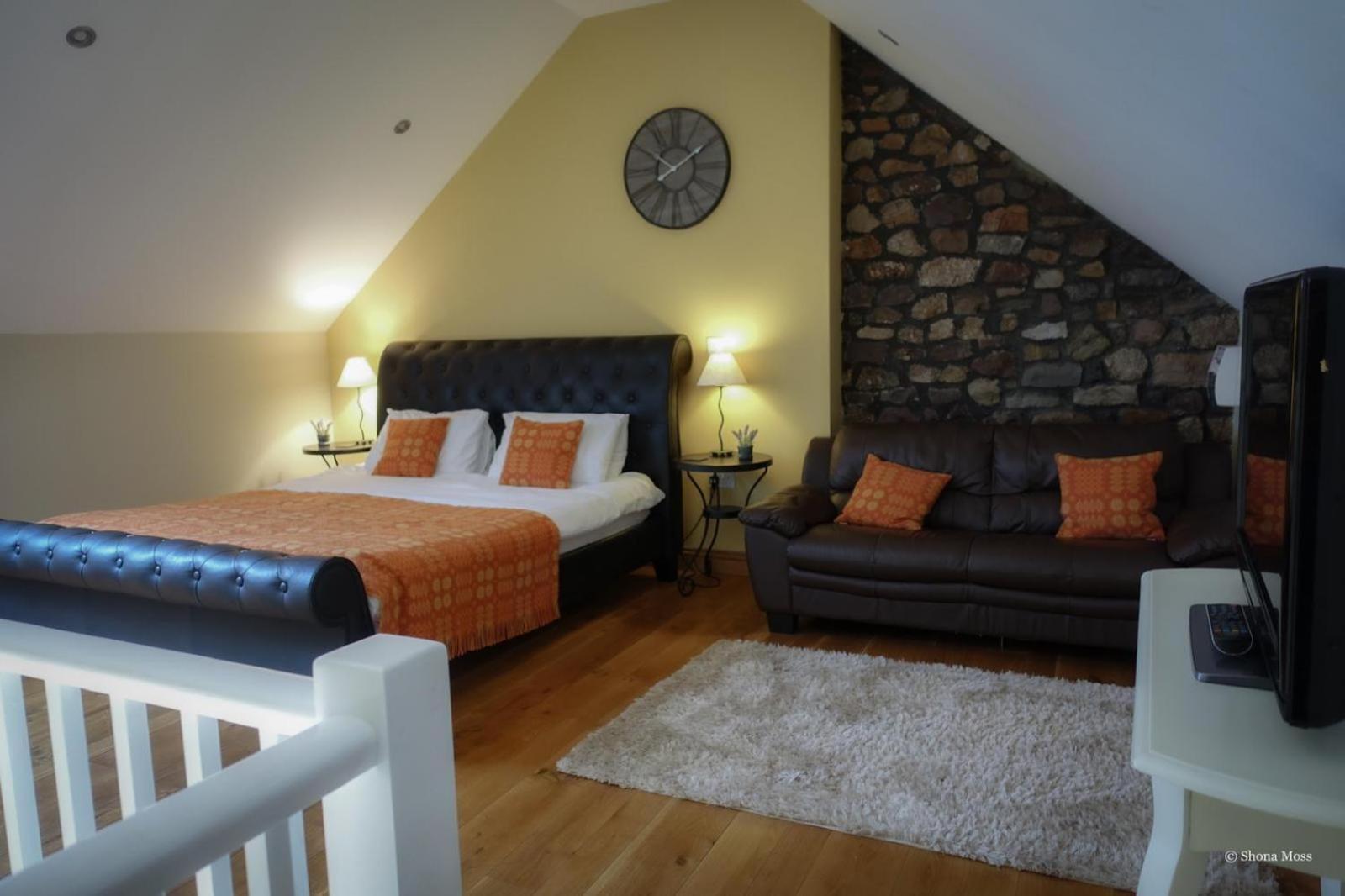 Rhiwddu Barns Villa Llangadog Ruang foto